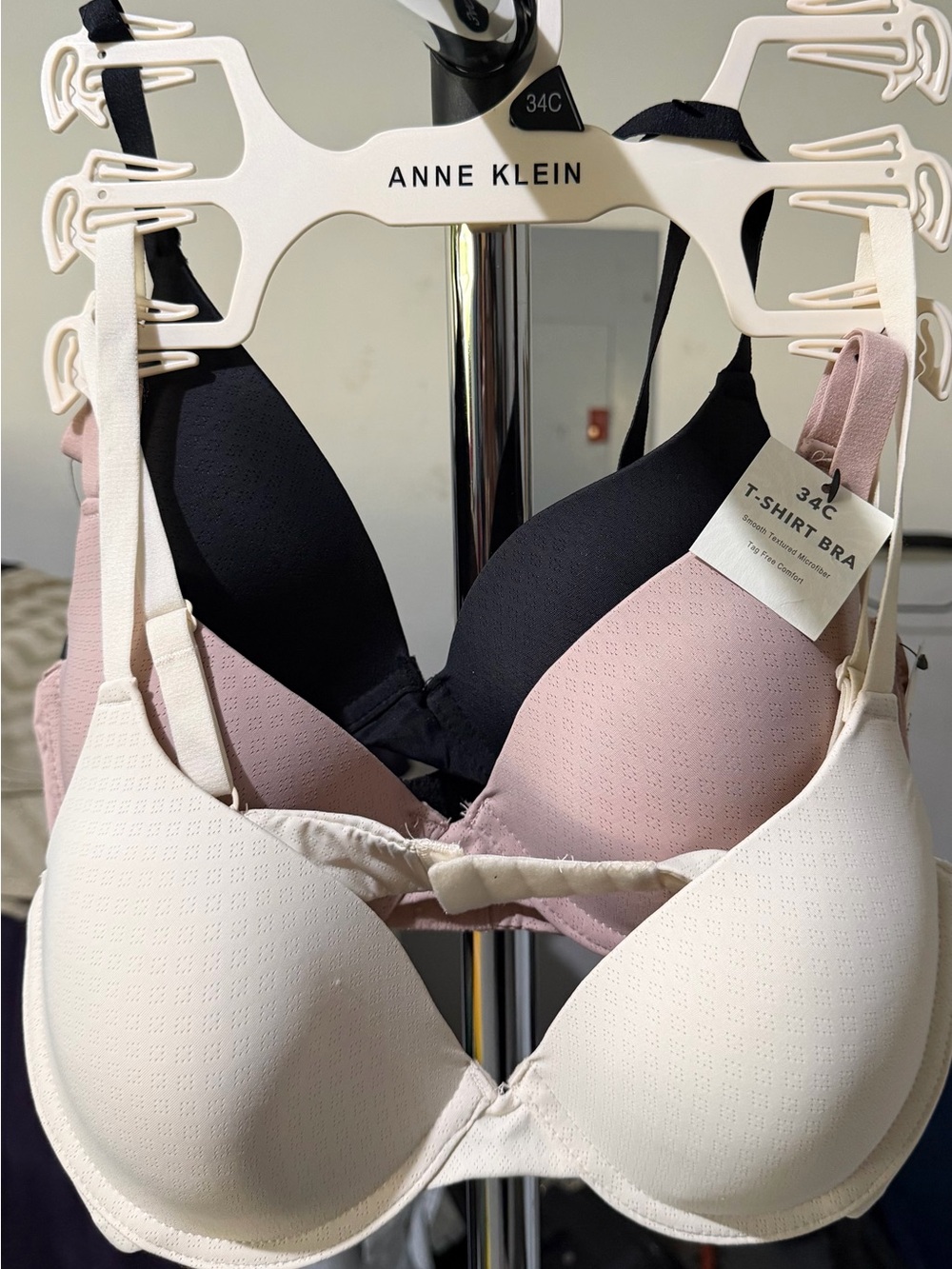 Anne Klein  3 Bras